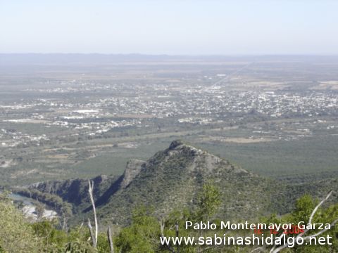 Sabinas visto desde Los Tres Picos