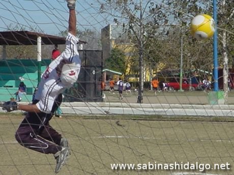 Gol en primera fuerza