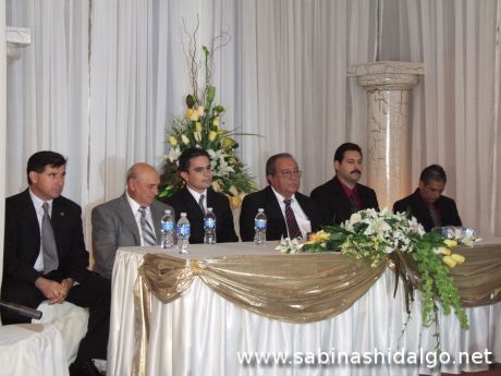 Presidium de la ceremonia de graduación