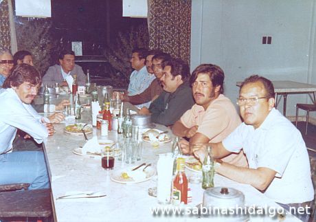 Reunión de voluntarios de la Liga Pequeña de Beisbol en 1982
