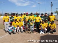 Reanudan el torneo de softbol Club Amigos