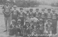 Equipo pee wee de la escuela Enrique Lozano en 1979