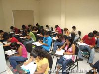 Presentan examen de selección para ingresar a la UANL