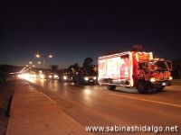 Participa el municipio en el desfile navideño de Coca Cola