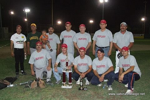Equipo Administración del torneo de softbol de empleados municipales