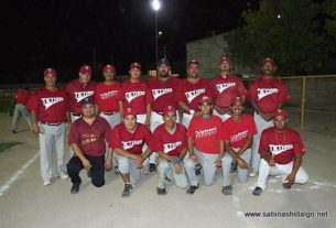 Equipo Tekateros del torneo nocturno de softbol