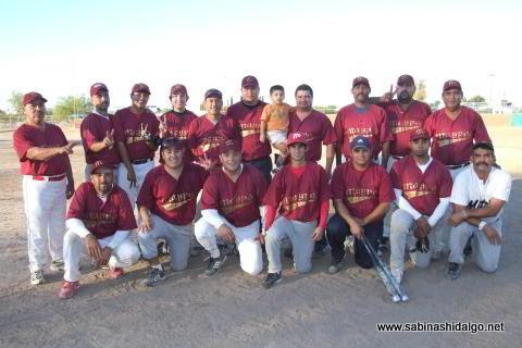 Equipo Maypa Trucking del torneo sabatino de softbol