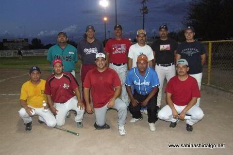 Equipo Cerveceros del torneo nocturno de softbol