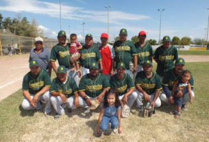 Equipo Burócratas B del torneo de softbol de segunda fuerza