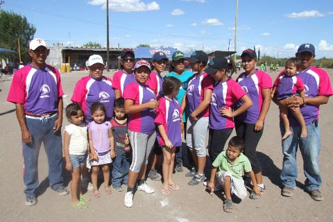 Chicas Sertoma del torneo de softbol del Club Sertoma
