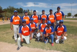 Equipo Insulinos Norte del torneo de softbol dominical