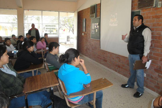 Plática motivacional a estudiantes de la Secundaria Técnica No. 3