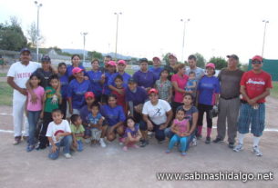 Equipo Rebeldes en el softbol femenil