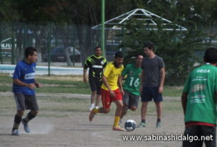 Warriors ante River Plate en el futbol municipal de segunda fuerza