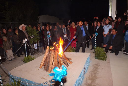 Encendido de la fogata normalista