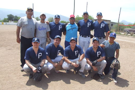 Equipo Ponchados del softbol del Club Sertoma